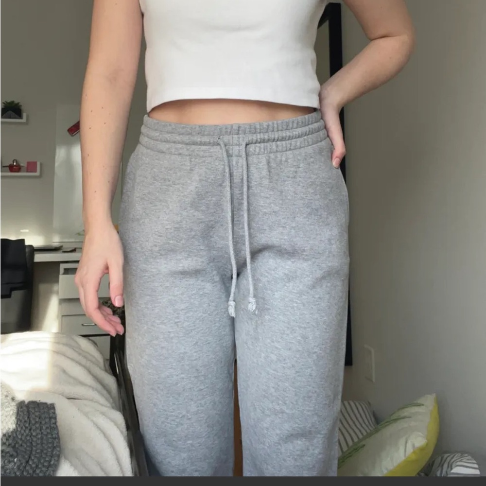 Aritzia boyfriend cozy af sweatpants